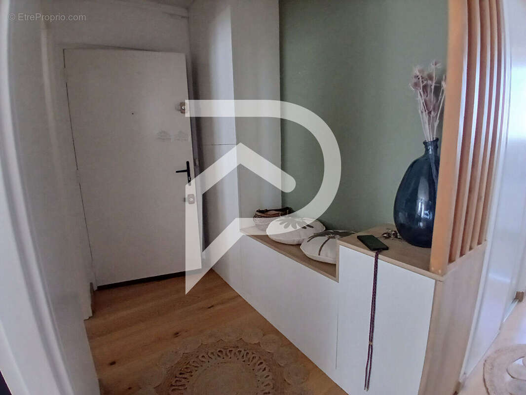 Appartement à COLOMBES