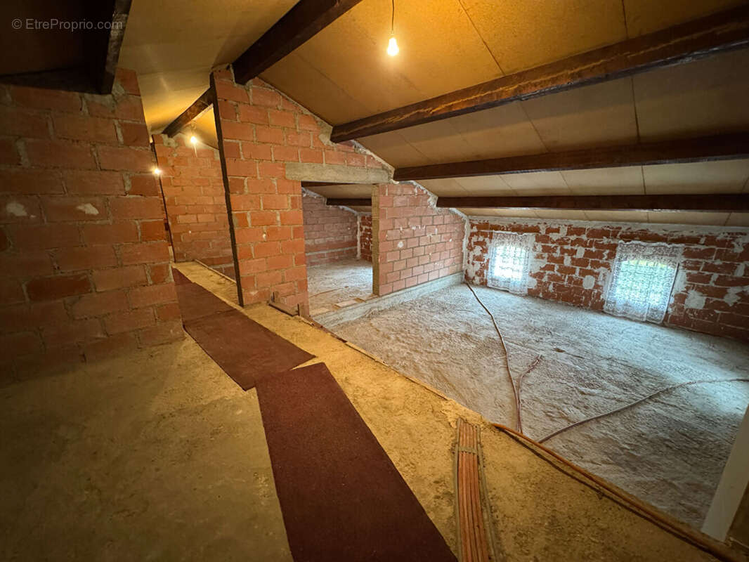 Maison à LABARTHE-SUR-LEZE