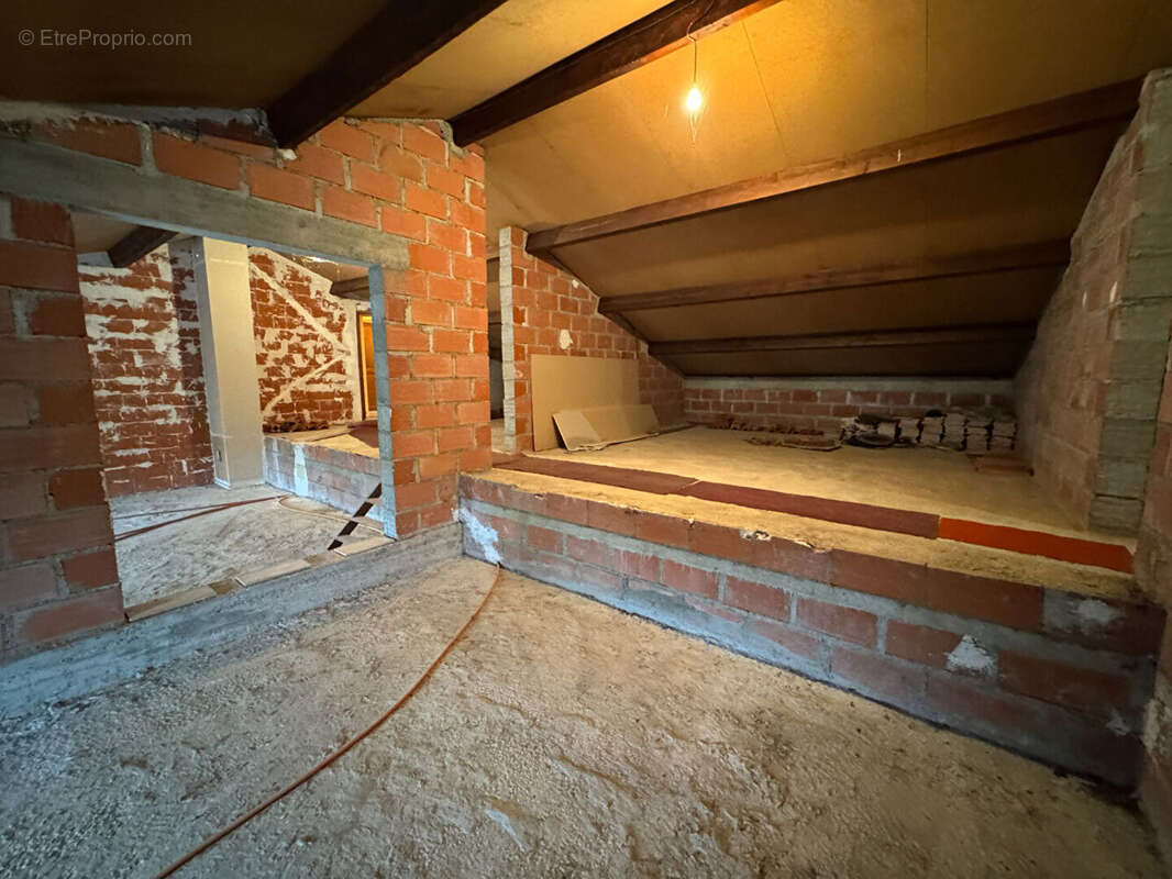 Maison à LABARTHE-SUR-LEZE