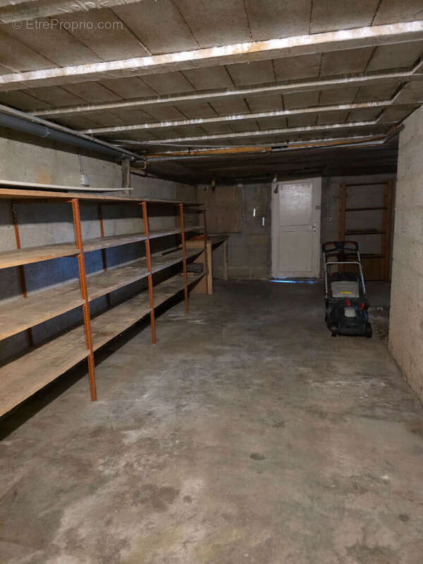 Maison à CREVECOEUR-LE-GRAND