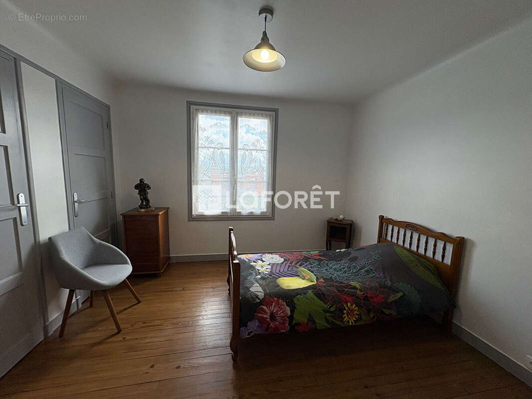 Maison à LES MUREAUX