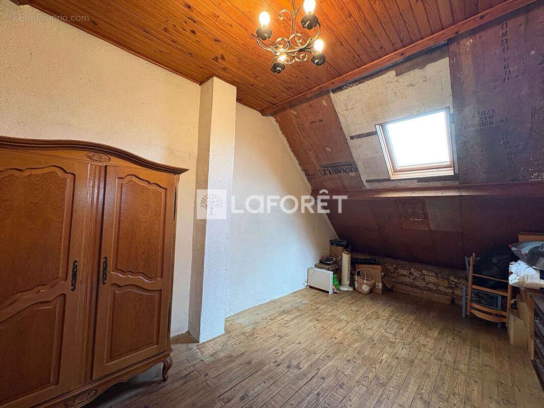 Maison à LES MUREAUX