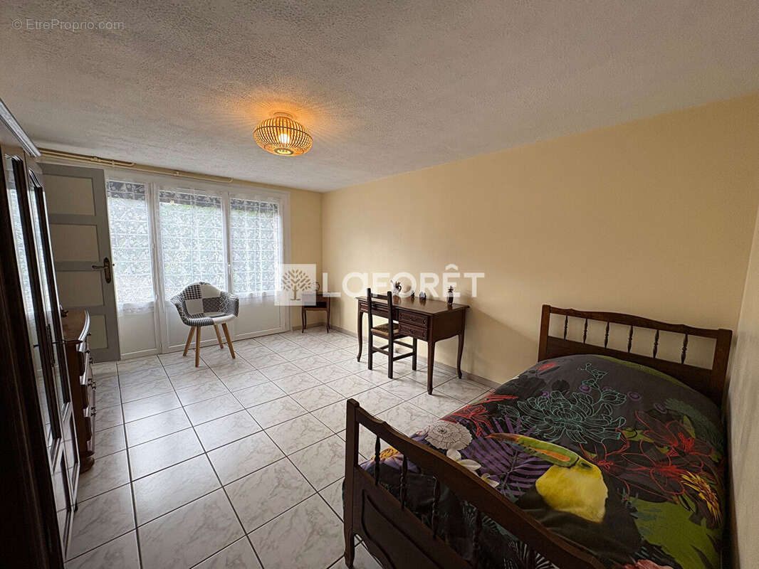 Maison à LES MUREAUX