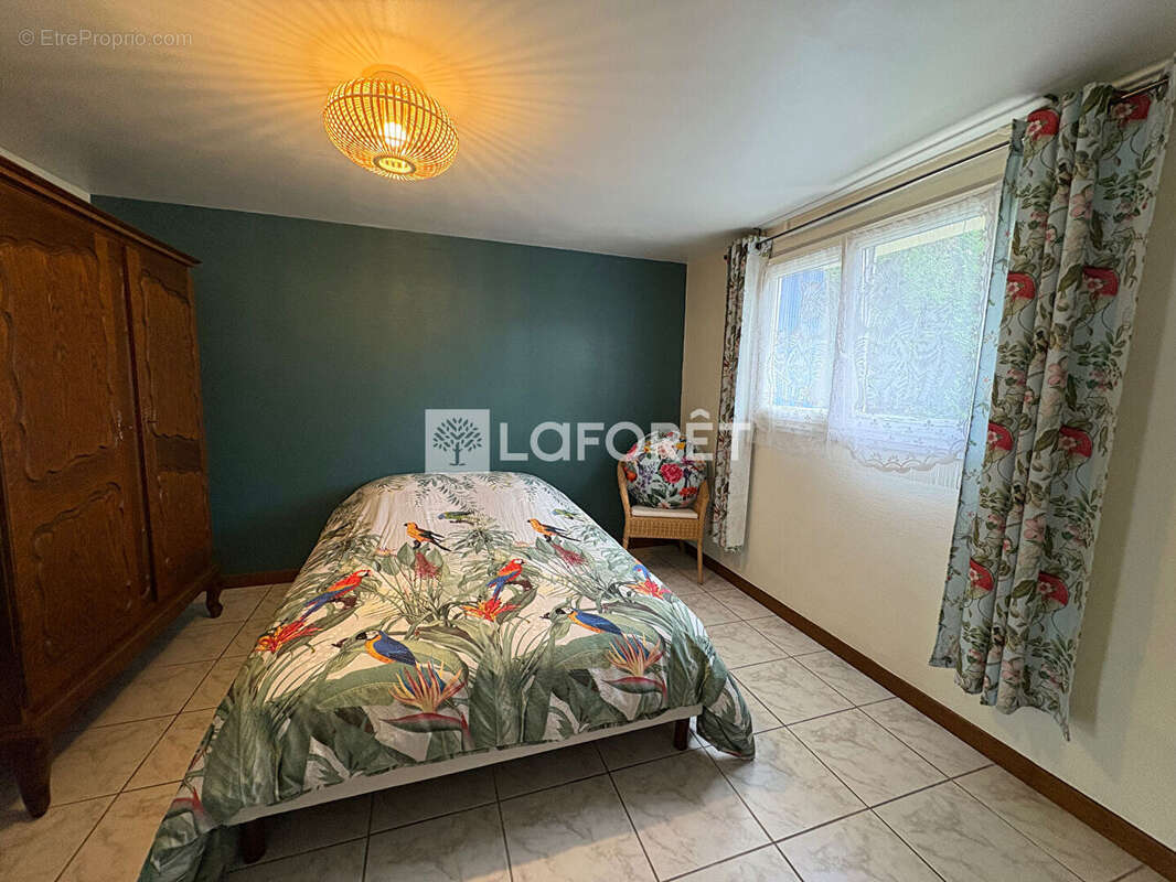 Maison à LES MUREAUX