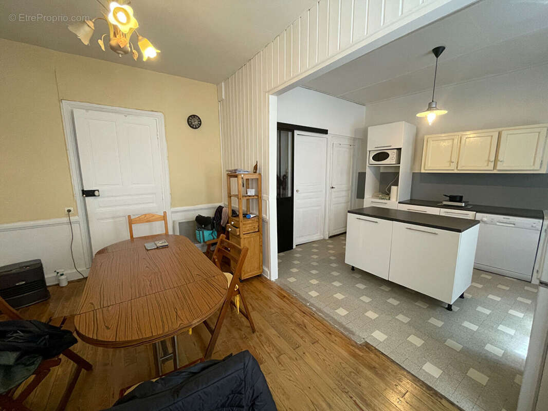 Maison à SAINT-GEORGES-D&#039;AURAC