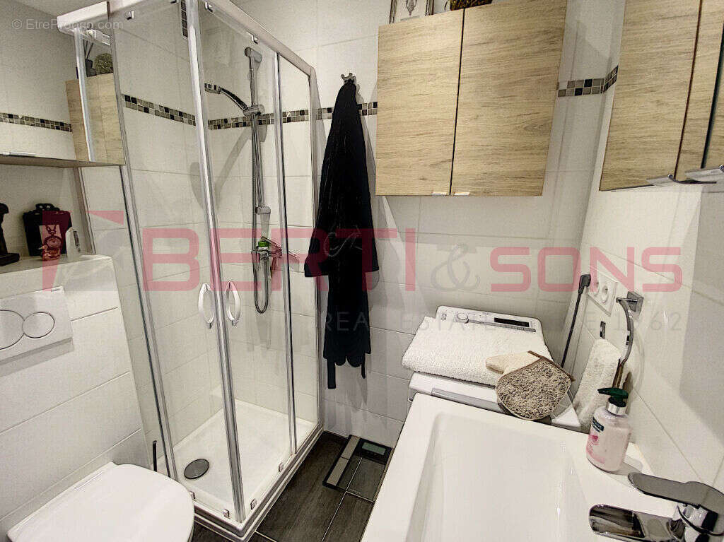 Appartement à MANDELIEU-LA-NAPOULE