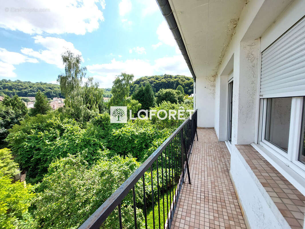 Appartement à AUDUN-LE-TICHE