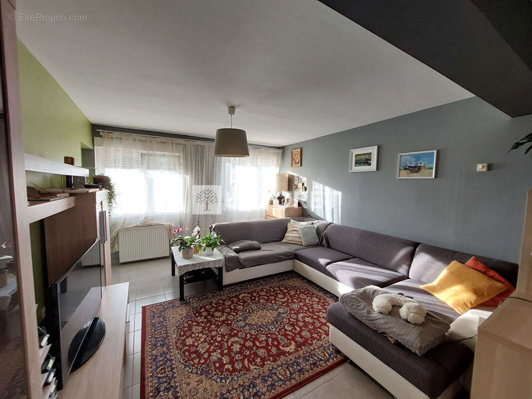 Appartement à AUDUN-LE-TICHE