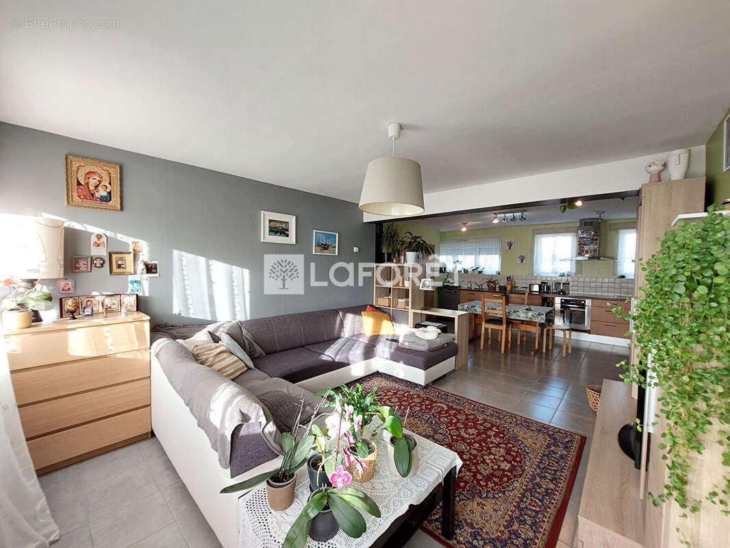 Appartement à AUDUN-LE-TICHE