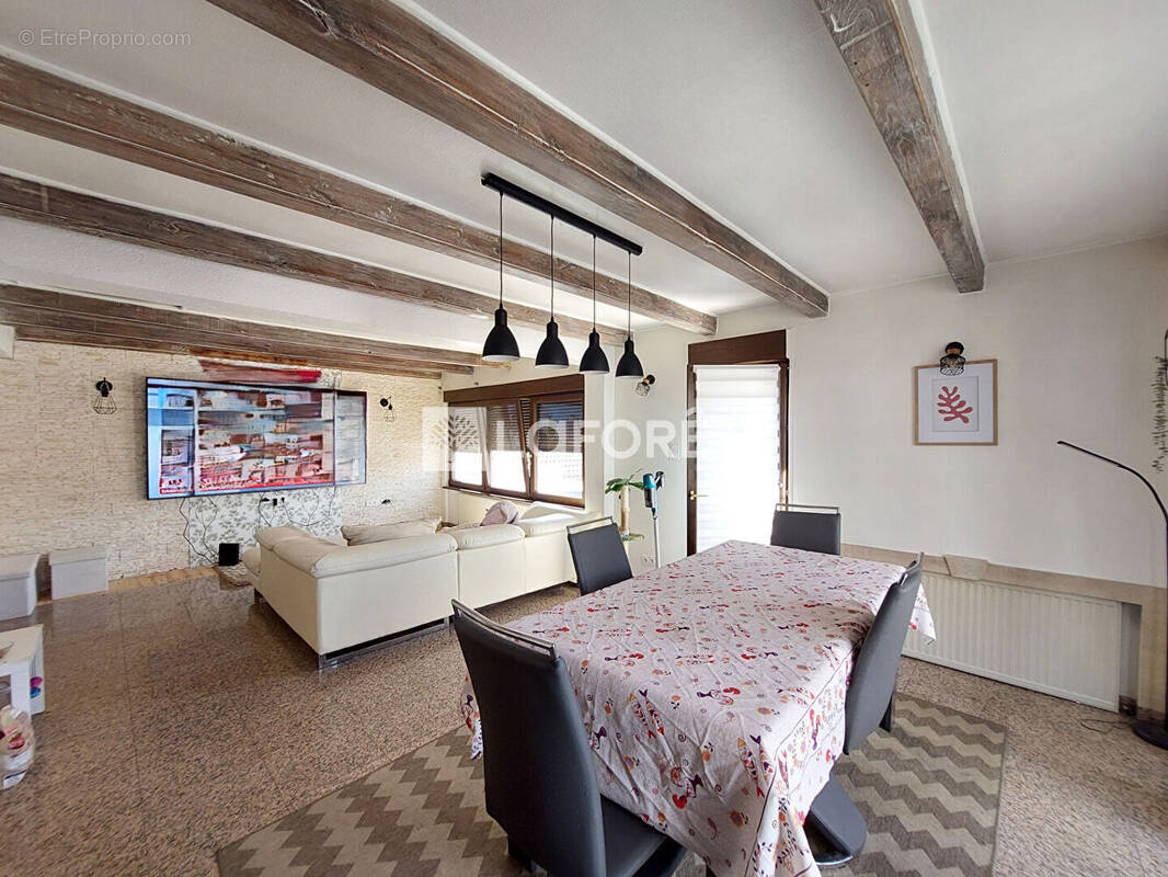 Maison à AUDUN-LE-TICHE