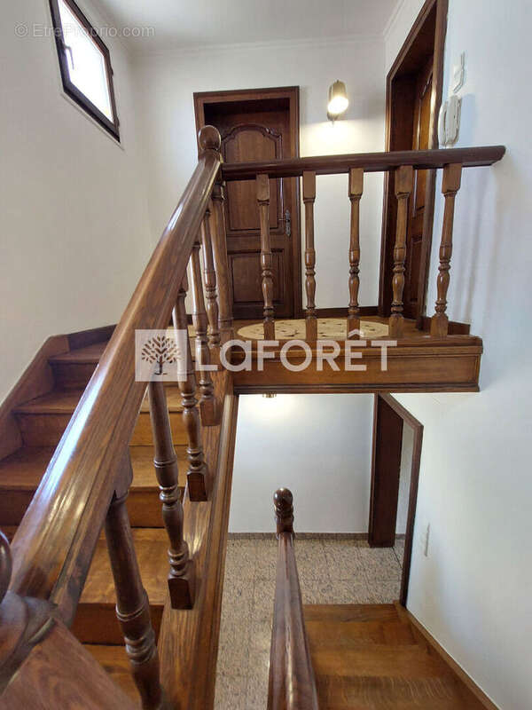 Maison à AUDUN-LE-TICHE