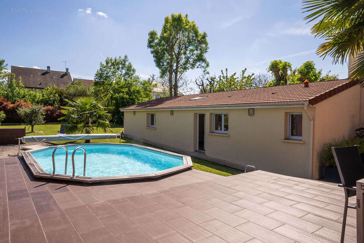 Maison à LAGNY-SUR-MARNE