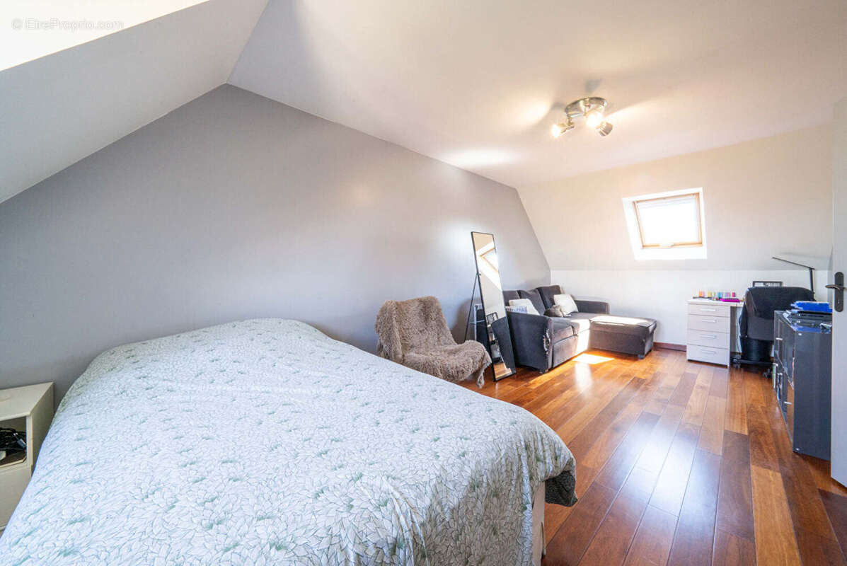 Maison à LAGNY-SUR-MARNE