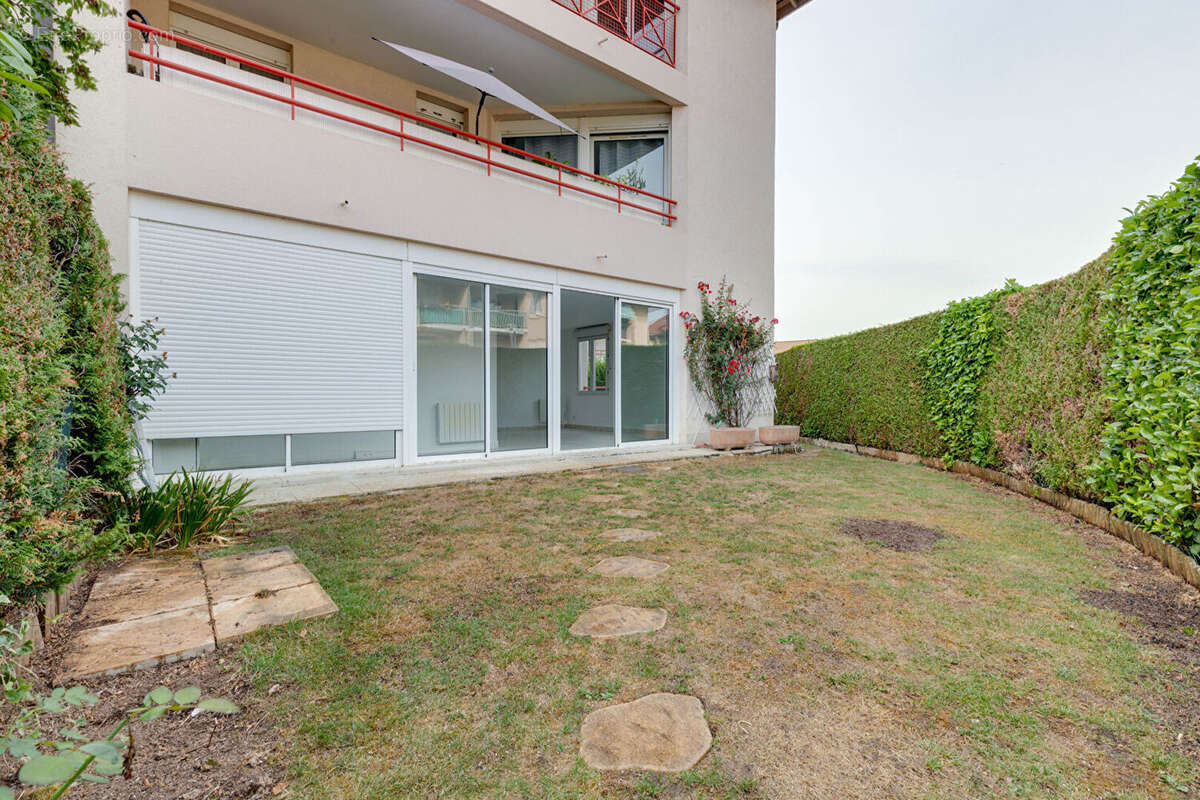 Appartement à DOUVAINE