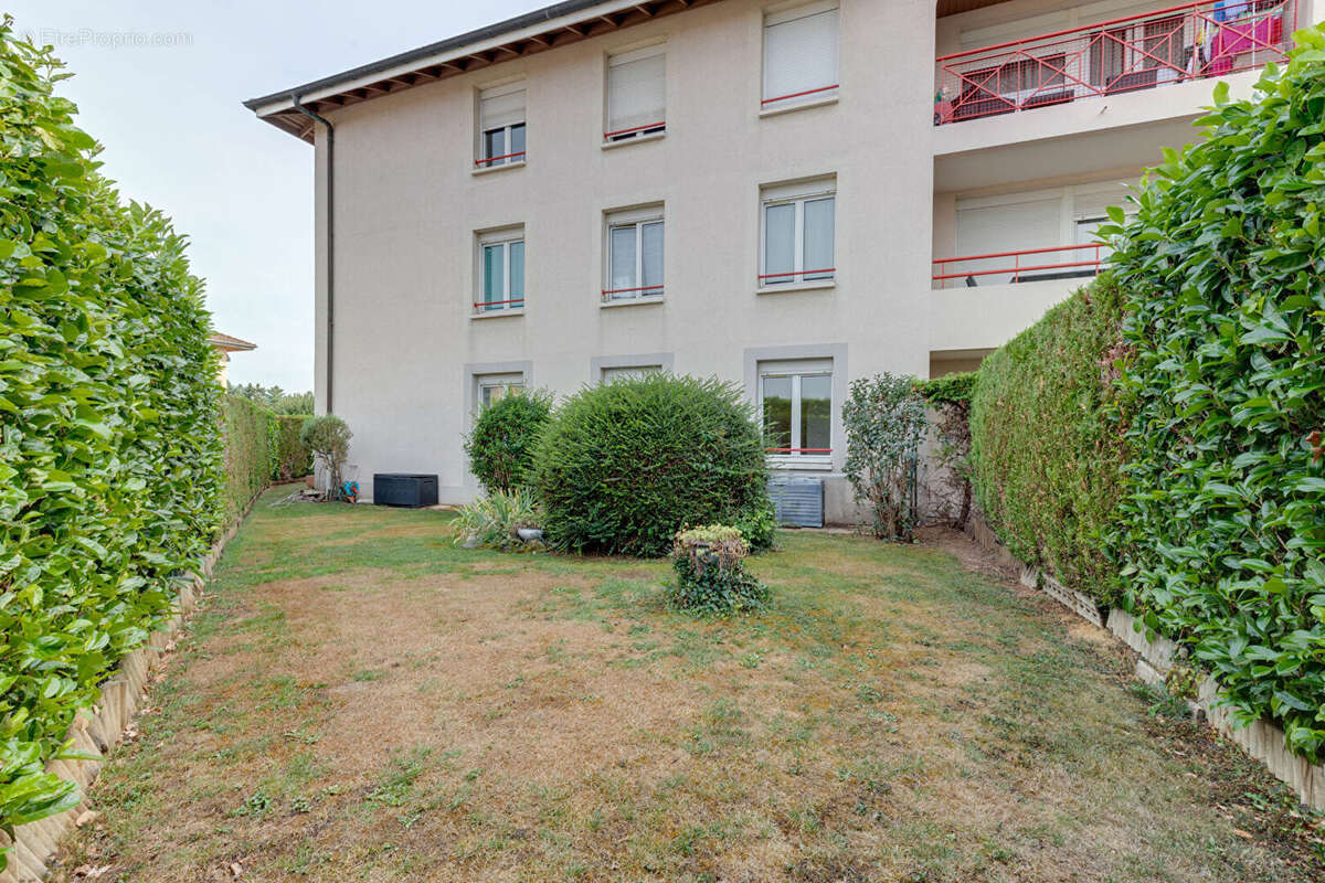 Appartement à DOUVAINE