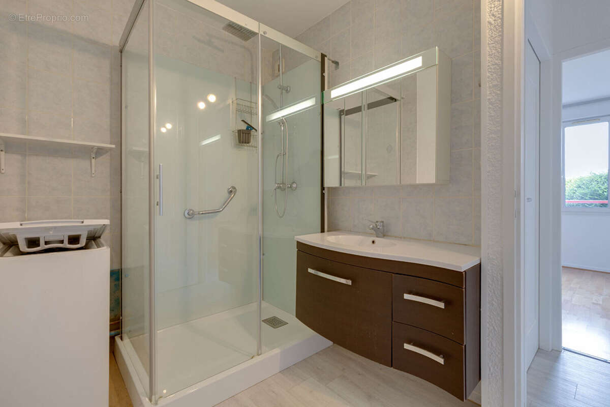 Appartement à DOUVAINE