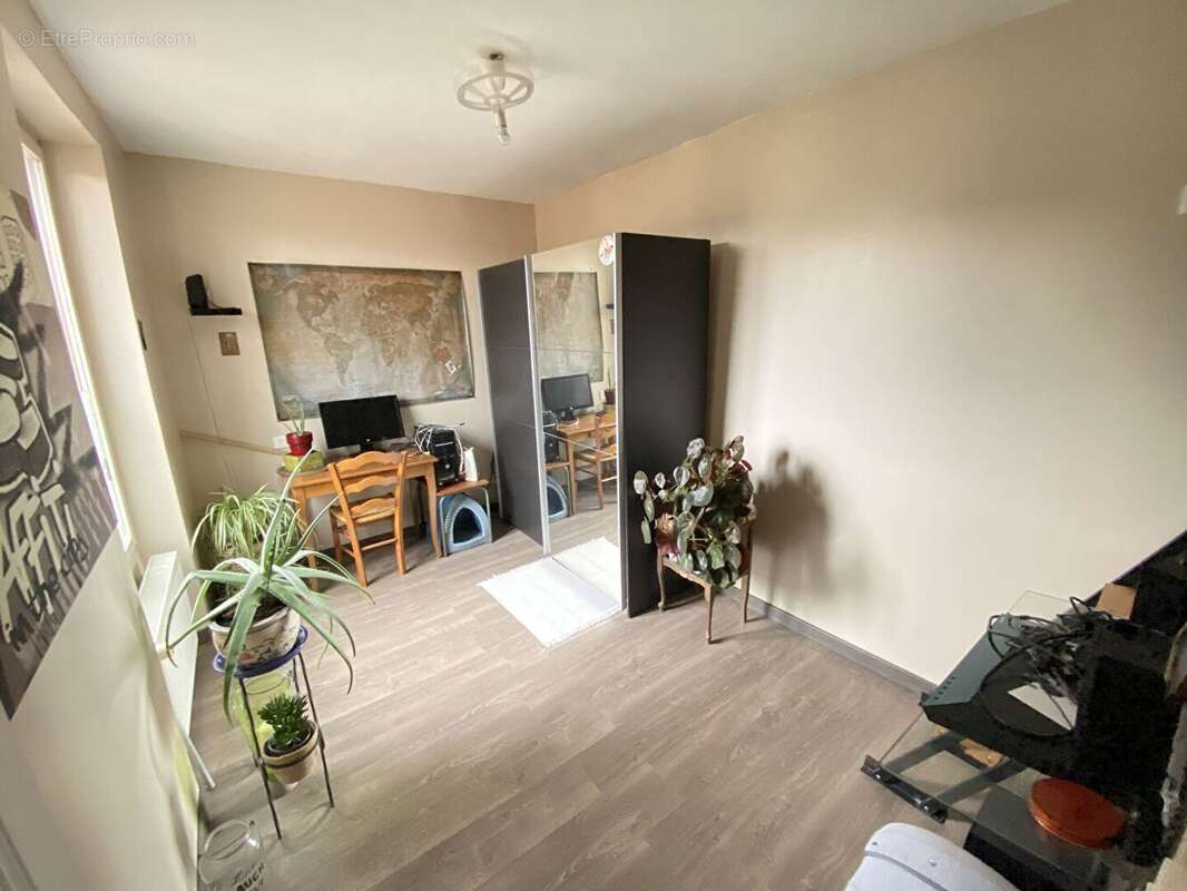 Maison à NANTEUIL-LES-MEAUX