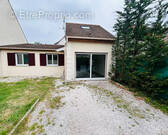 Maison à SARTROUVILLE