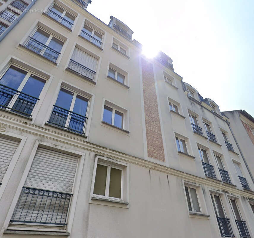 Appartement à PARIS-20E