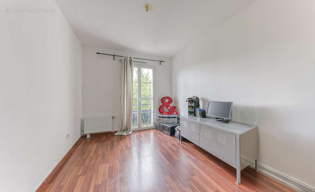 Appartement à SAINT-PIERRE-DU-PERRAY
