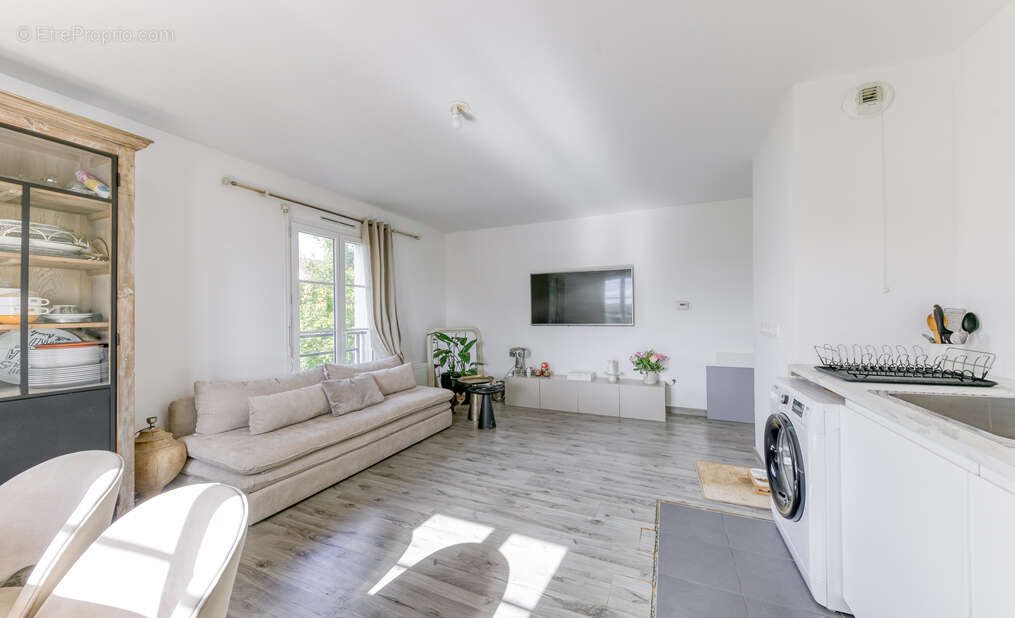 Appartement à SAINT-PIERRE-DU-PERRAY