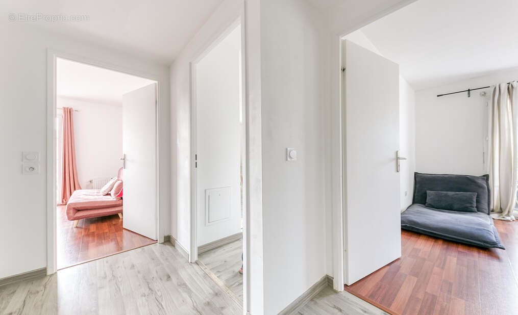Appartement à SAINT-PIERRE-DU-PERRAY