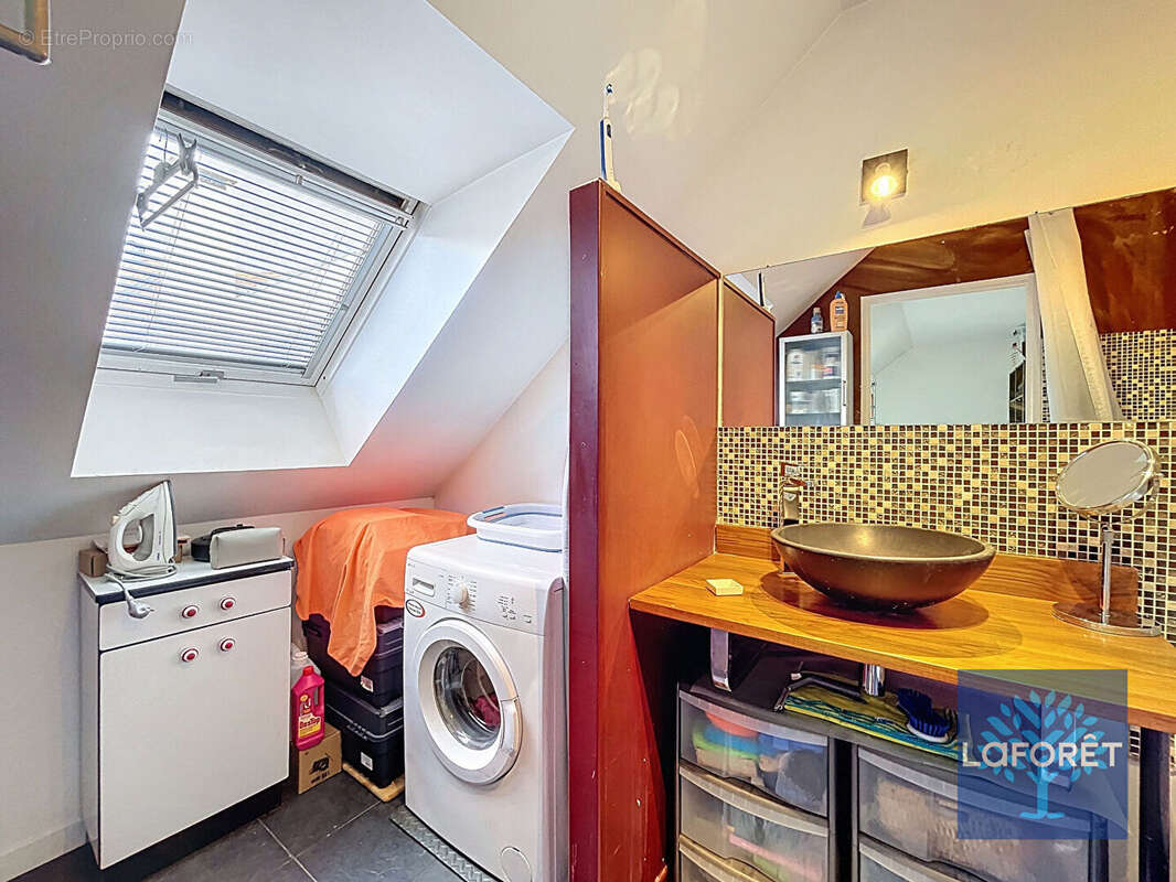 Appartement à CHILLY-MAZARIN