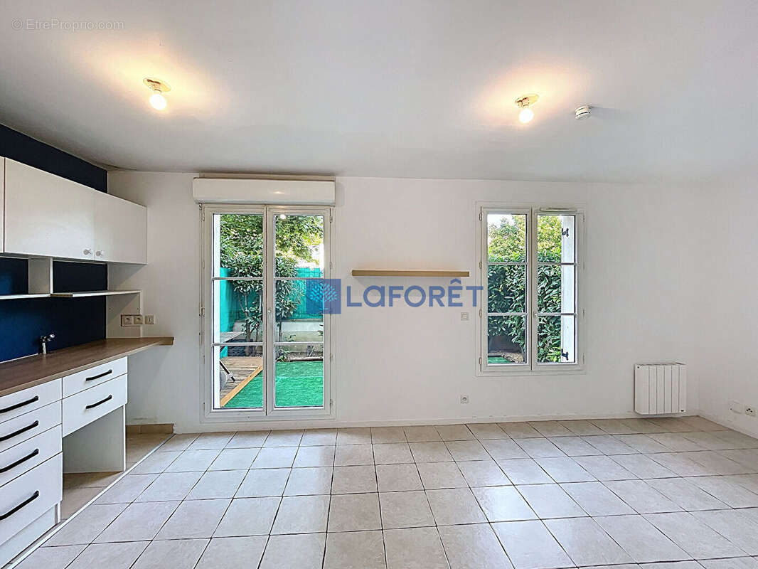 Appartement à TIGERY