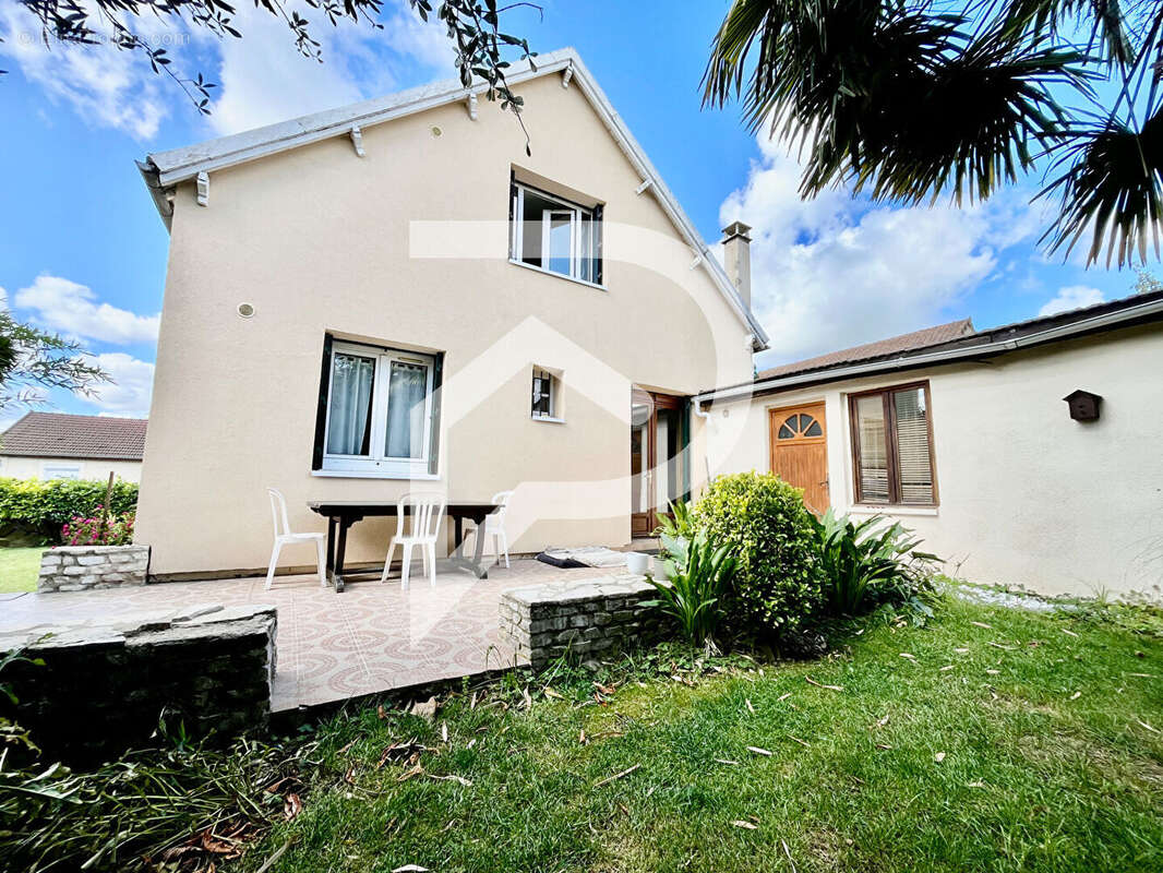 Maison à VILLEPINTE