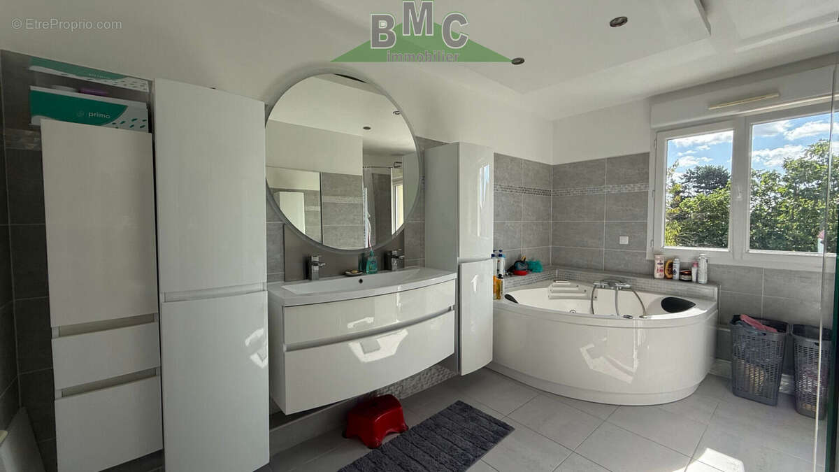 Maison à SAINT-LEU-LA-FORET