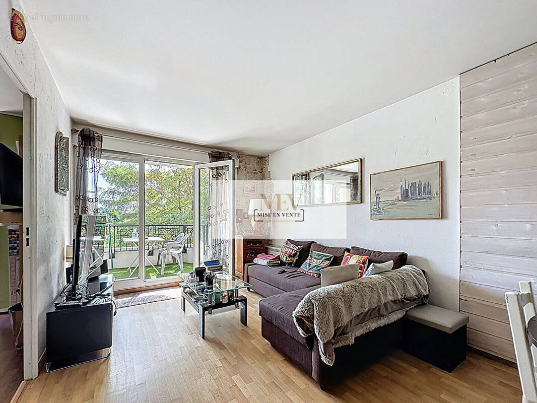 Appartement à LE PERREUX-SUR-MARNE