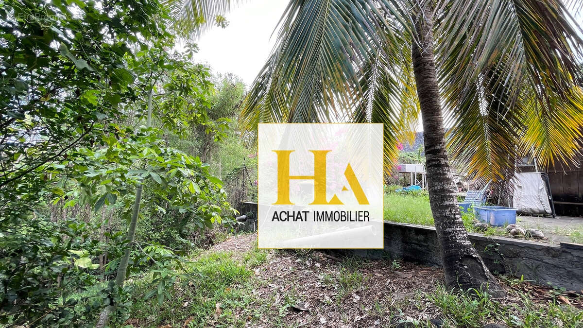 Terrain à L&#039;ETANG-SALE