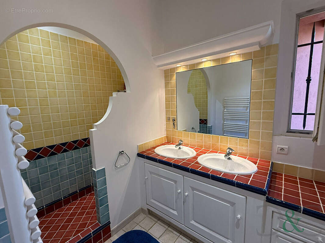 Maison à LE LAVANDOU