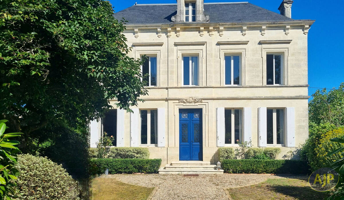 Maison à SAINT-DENIS-DE-PILE