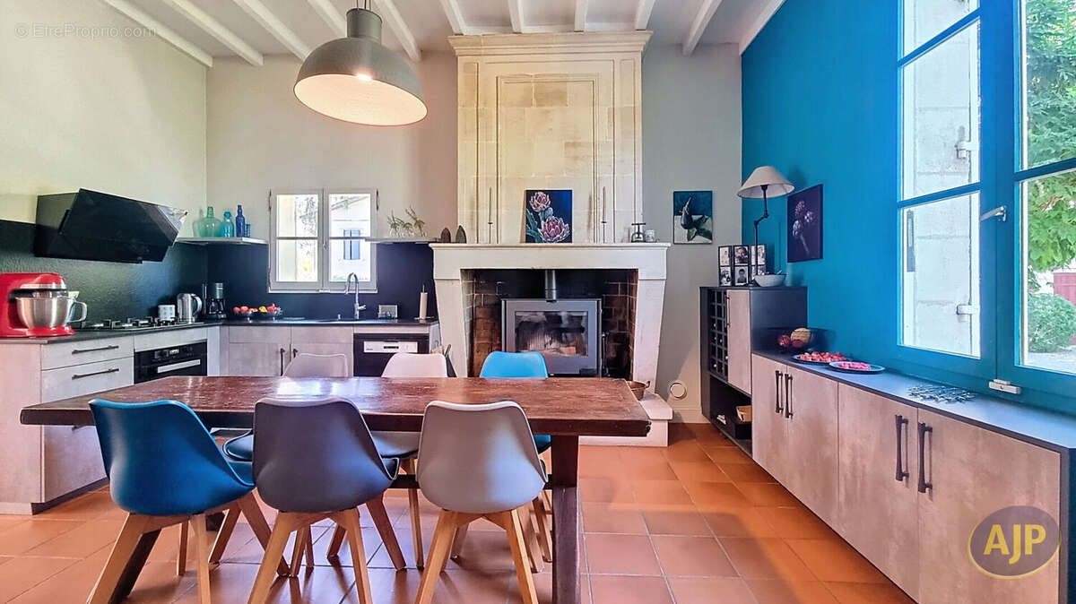 Maison à SAINT-DENIS-DE-PILE