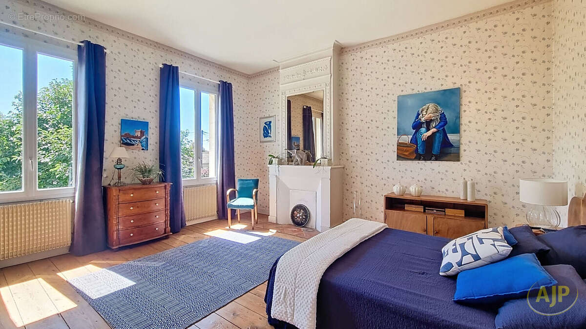 Maison à SAINT-DENIS-DE-PILE