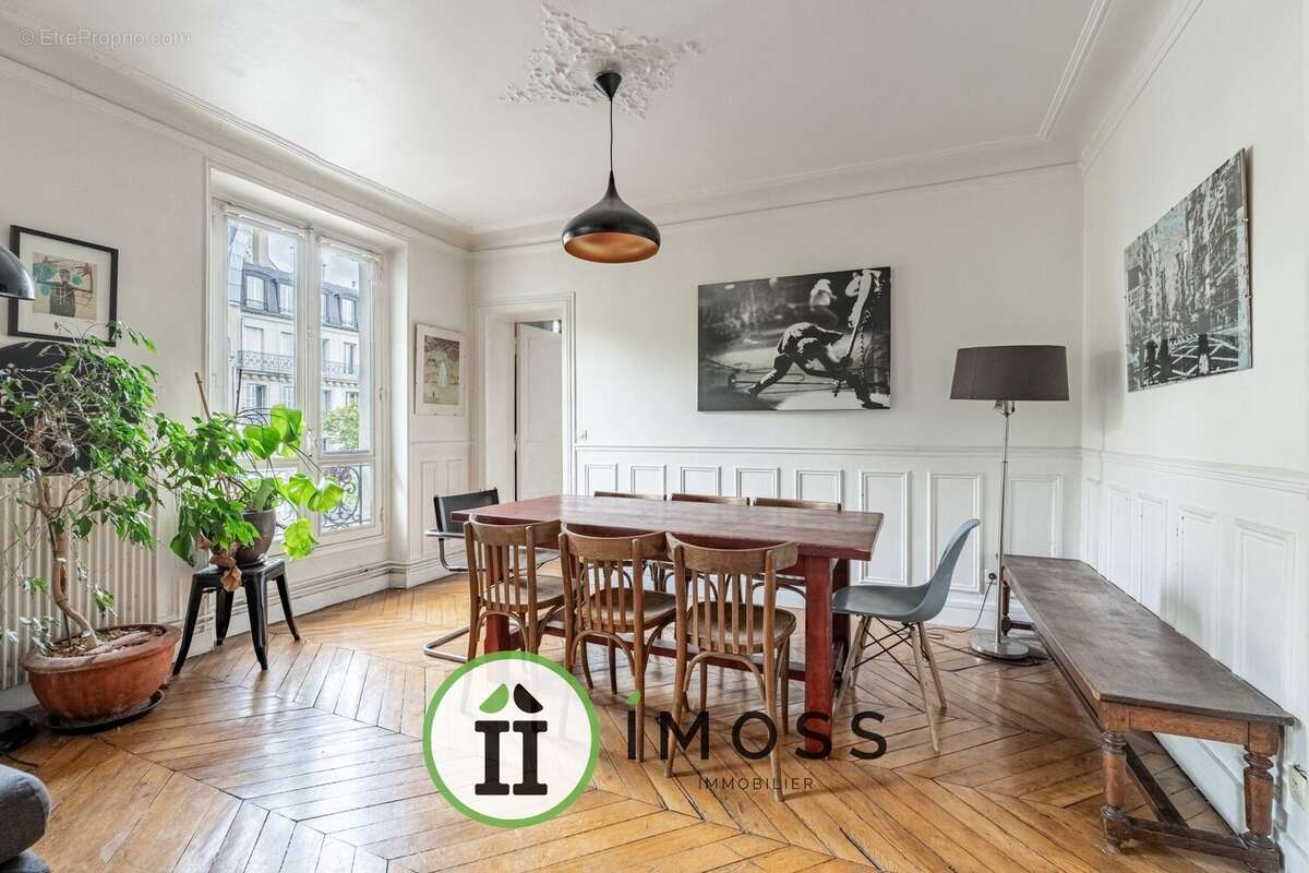 Appartement à PARIS-18E