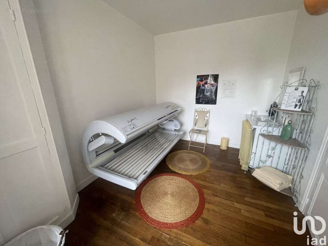 Photo 3 - Commerce à VILLENEUVE-LE-ROI