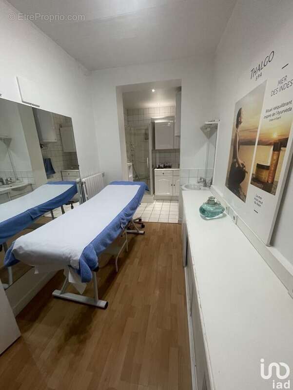 Photo 8 - Commerce à VILLENEUVE-LE-ROI