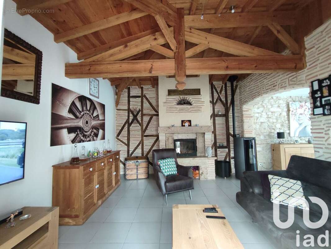 Photo 3 - Maison à AIGUILLON