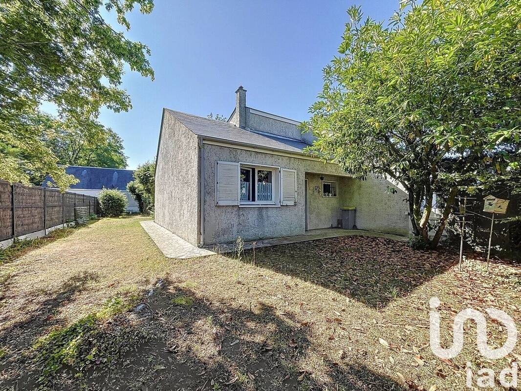 Photo 1 - Maison à MONTCOURT-FROMONVILLE