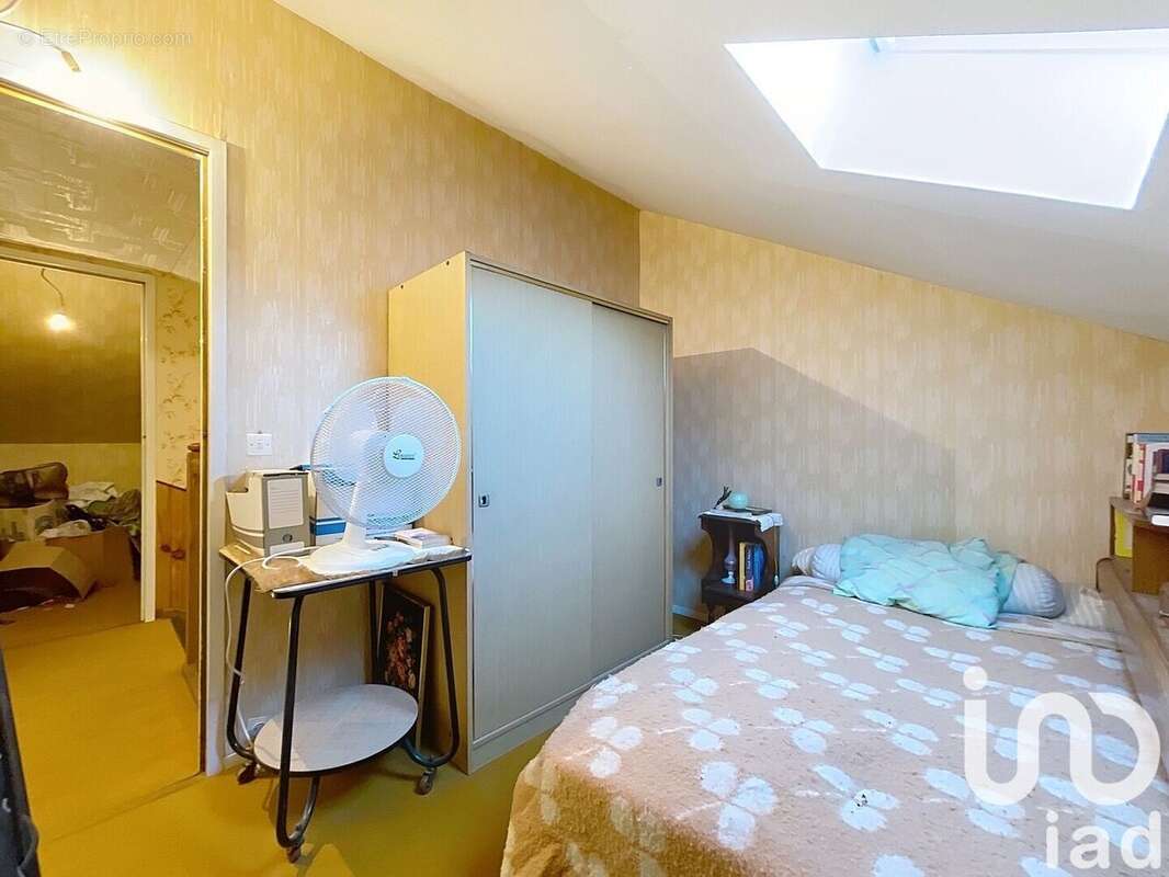 Photo 9 - Maison à MONTCOURT-FROMONVILLE