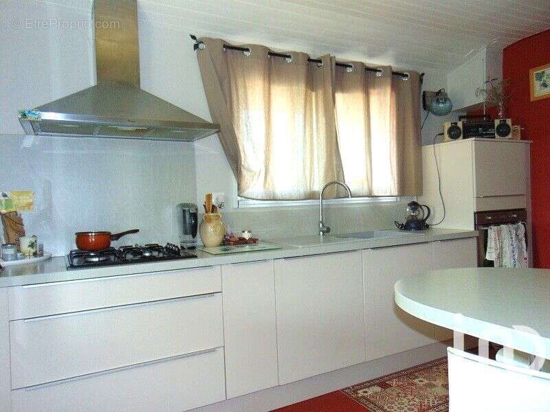 Photo 2 - Maison à COUTRAS