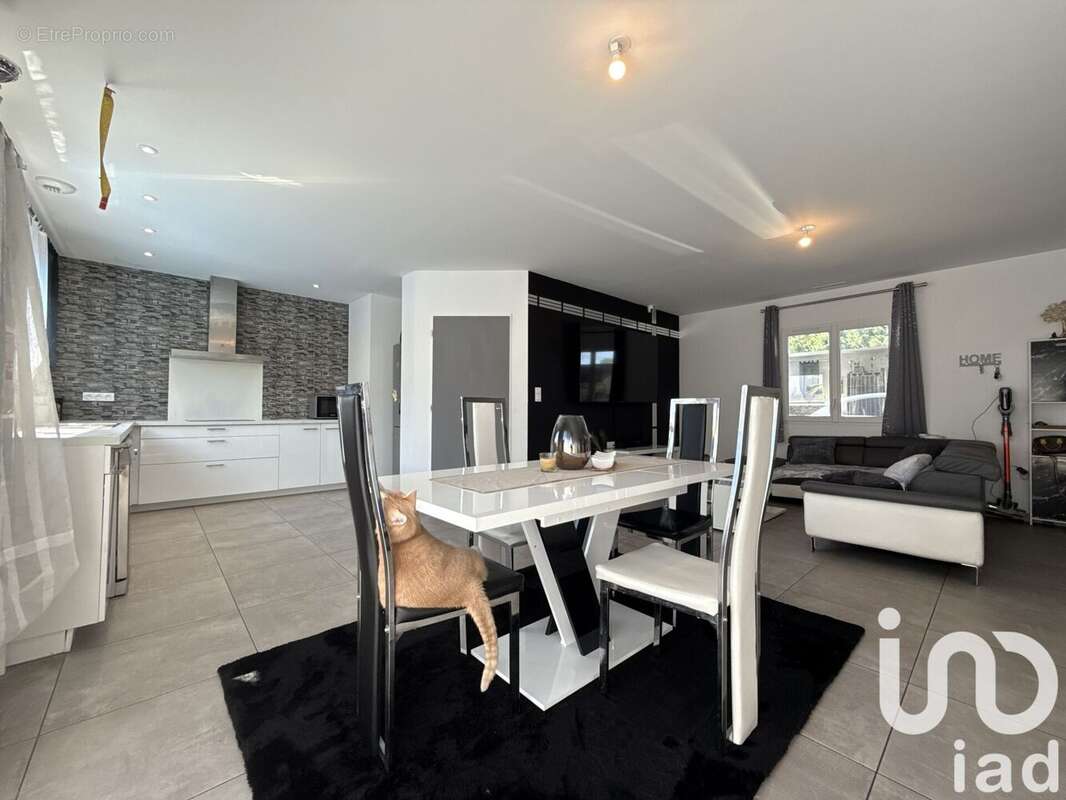 Photo 5 - Maison à MONTBETON