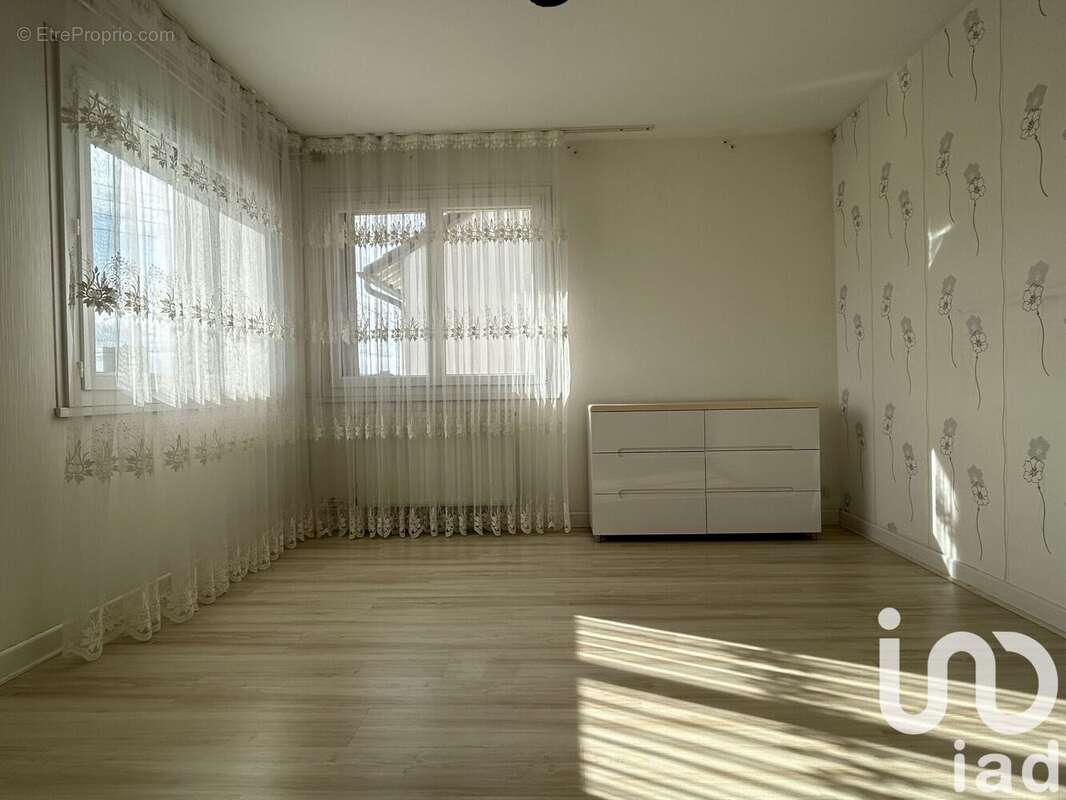 Photo 5 - Maison à MONTLUCON