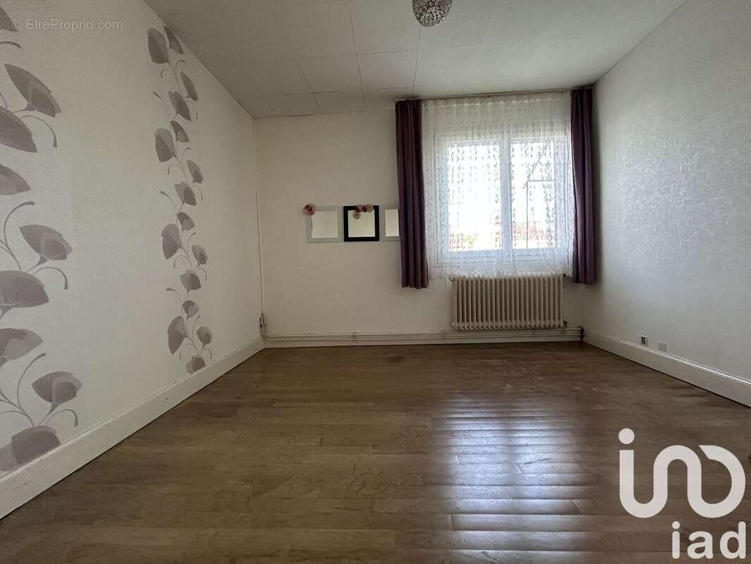 Photo 6 - Maison à MONTLUCON