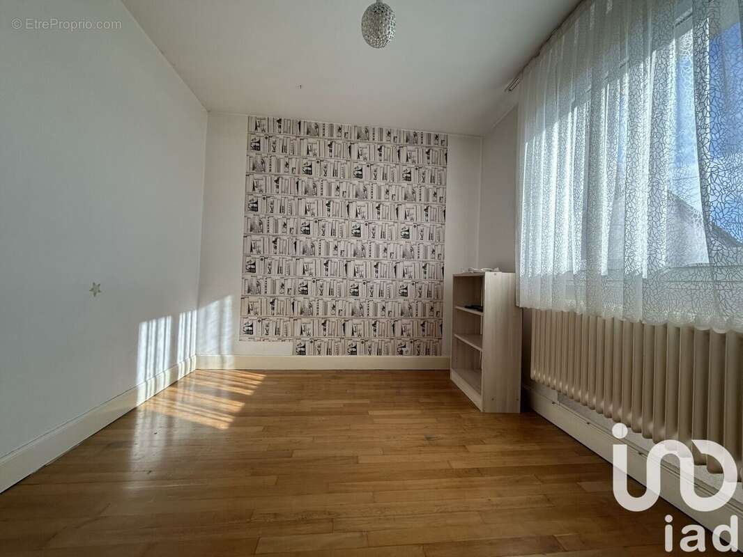 Photo 8 - Maison à MONTLUCON