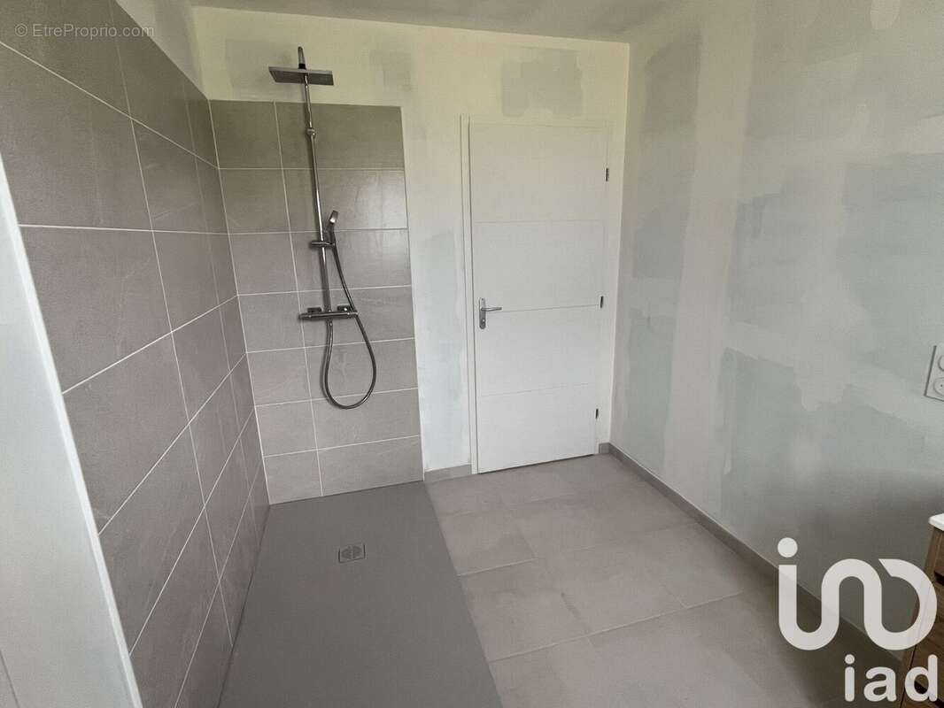 Photo 7 - Maison à FEUGES