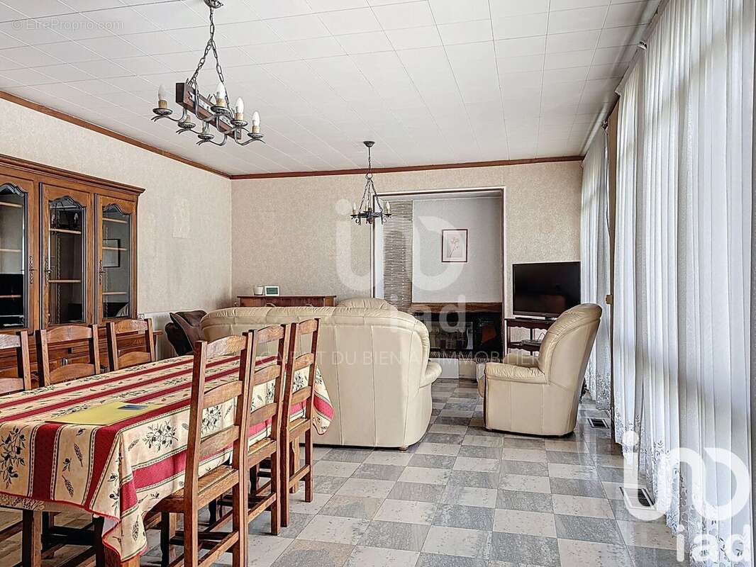 Photo 2 - Maison à OISSEL