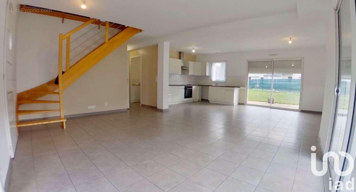 Photo 4 - Maison à LAVAL